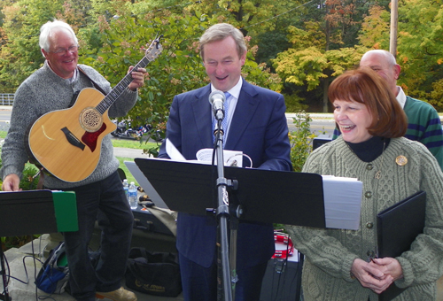 Irish Taoiseach Enda Kenny and band