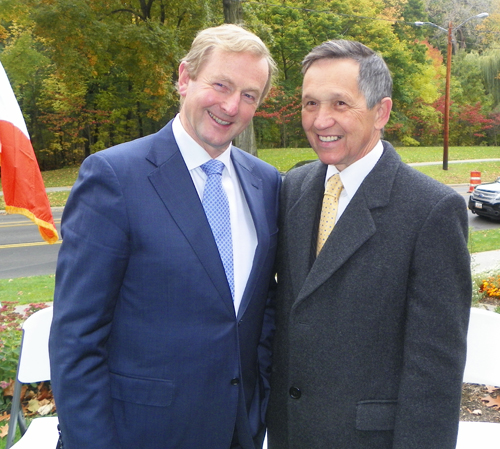 Taoiseach Enda Kenny with Congressman Dennis Kucinich
