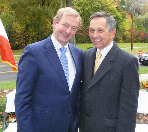 Taoiseach Enda Kenny with Congressman Dennis Kucinich