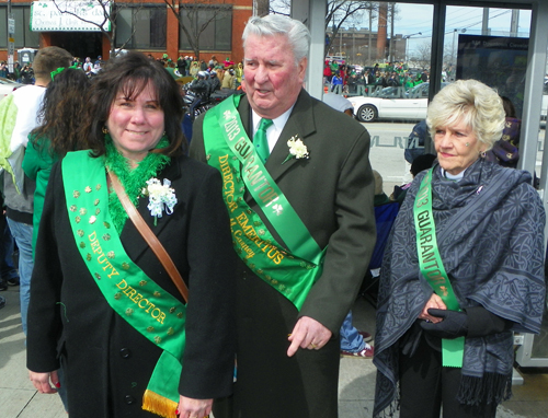 Linda and Bill Carney and Linea Meaney