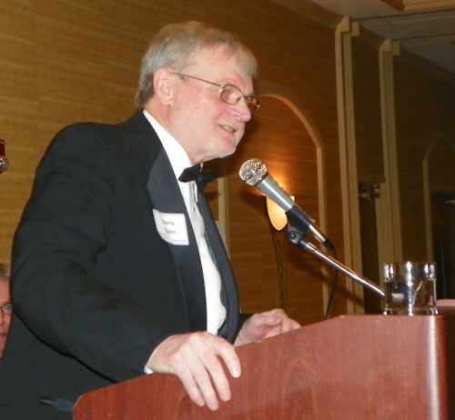 Gerry Quinn at the podium