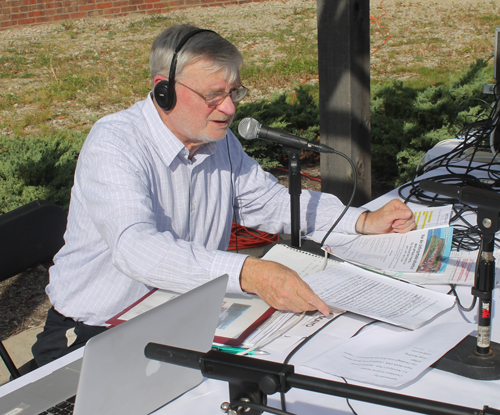 Gerry Quinn radio at Battery Park