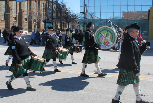 West Side Irish American Club Pipe Band