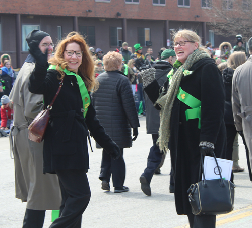 Maggie Lynch - Before the Parade - Cosgrove steps