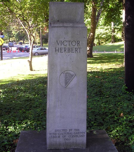Victor Herbert memorial in Irish Cultural Garden in Cleveland, Ohio (photos by Dan Hanson)