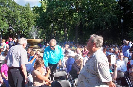 Crowds at Opera in the Cleveland Italian Cultural Garden