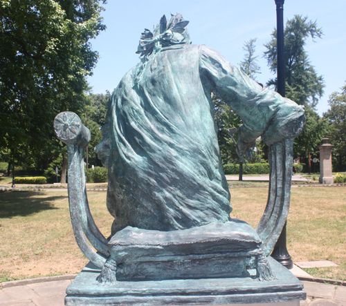 Dante Alighieri statue in Cleveland Italian Cultural Garden