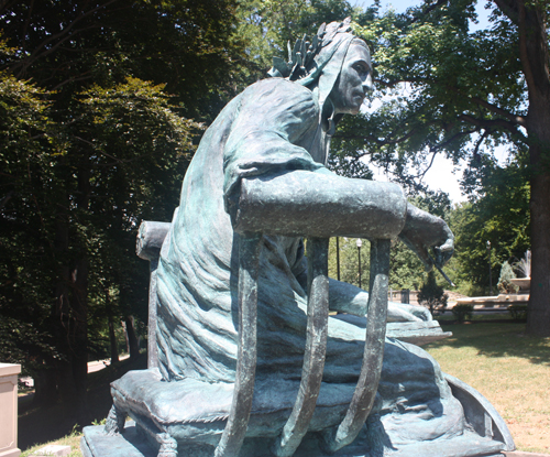 Dante Alighieri statue in Cleveland Italian Cultural Garden
