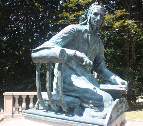 Dante Alighieri statue in Cleveland Italian Cultural Garden