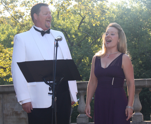 Dan Doty and Rebecca Freshwater of Opera per Tutti