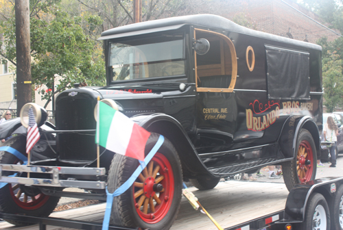 Orlando Bakery at Cleveland Columbus Day Parade 2014