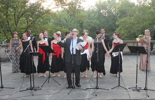 performers from the Cleveland Opera Circle and Cleveland Ballet took their final bows