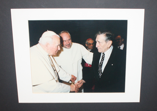 Photo of Pope John Paul II and Sam Miller