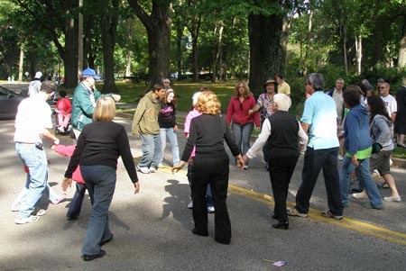 Jewish dancers