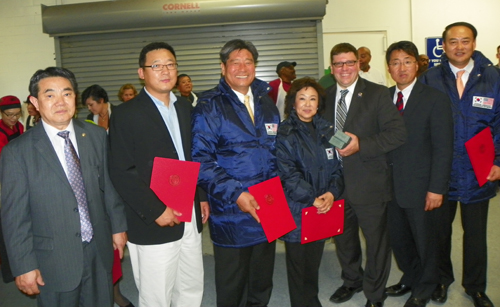 Councilman Joe Cimperman with Korean American Association leaders