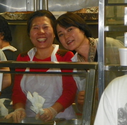 Korean American Association kitchen volunteers
