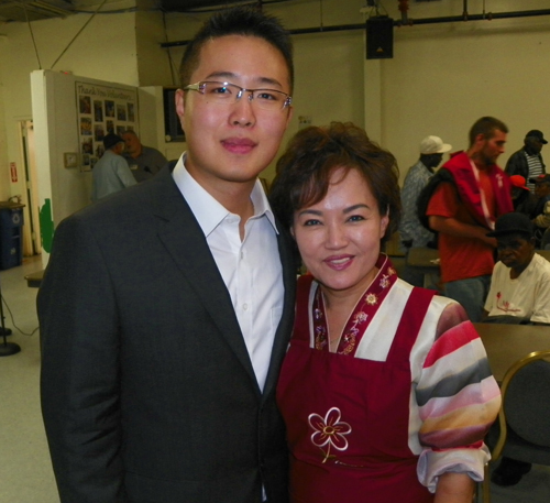 Jeong (John) Szongchan and Mrs. Pak