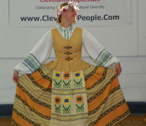 Svyturys Lithuanian Folk Group