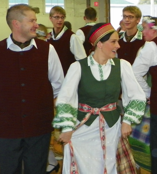 Svyturys Lithuanian Folk Group