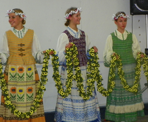 Svyturys Lithuanian Folk Group