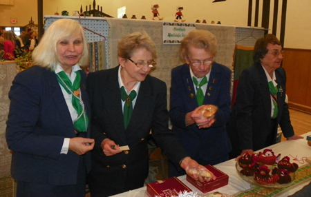 Lithuanian ladies at Scout Festival