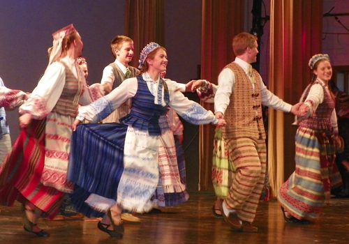 Lithuanian dancers in traditional costumes