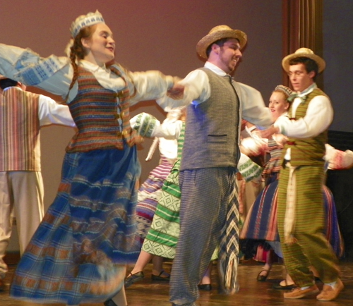 Lithuanian dancers in traditional costumes