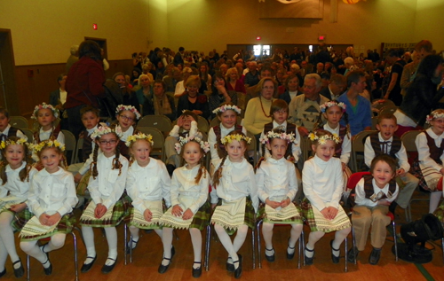 Svyturys from Cleveland. Young Lithuanian dancers in traditional costumes