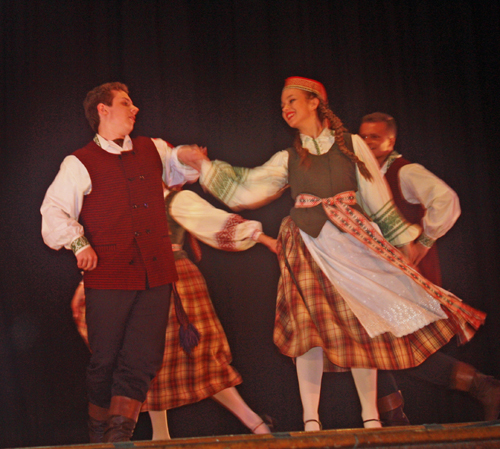 Grandis Lithuanian folk dancers from Chicago at Cleveland Juventus