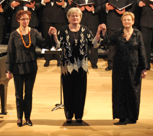 Lithuanian choirs from Cleveland (Choras Exultate), Montreal (Montrealio lietuviu choras Balsas) and Toronto (Toronto lietuviu choras Volunge)