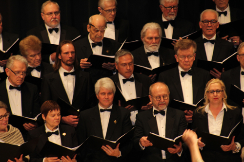 Lithuanian choirs from Cleveland (Choras Exultate), Montreal (Montrealio lietuviu choras Balsas) and Toronto (Toronto lietuviu choras Volunge)