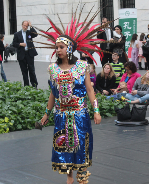 Grupo Tepehuani Nelli performed pre-Hispanic era dances in beautiful Mexican Aztec costumes 