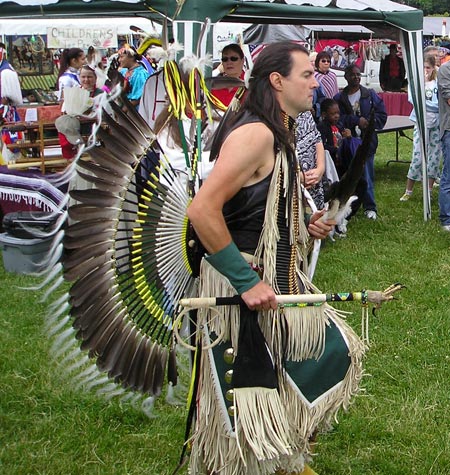 Native American Indian Powwow Costumes in Cleveland Ohio (Dan Hanson photos)