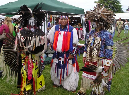 Native American Indian Powwow Costumes in Cleveland Ohio (Dan Hanson photos)