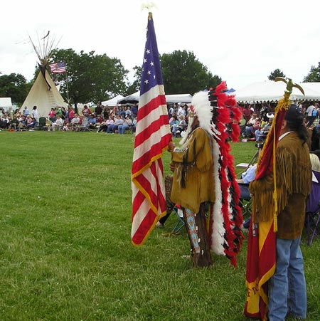 Native American Indian Powwow Costumes in Cleveland Ohio (Dan Hanson photos)