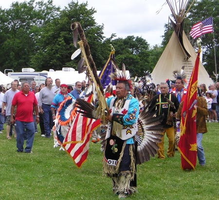 Grand entrance at Cleveland Indian Powwow (Dan Hanson photo)