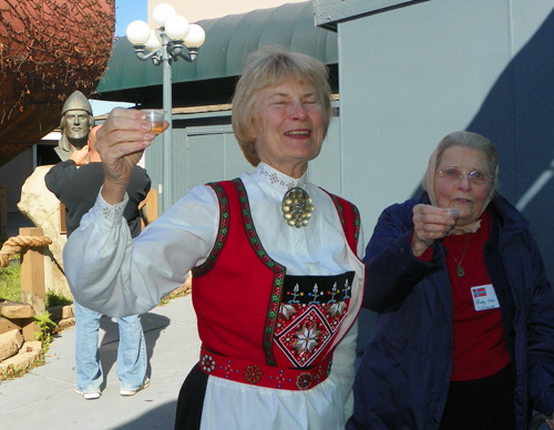 Aquavit toast to Leif Ercison led by Catherine Jorgensen McCutcheon