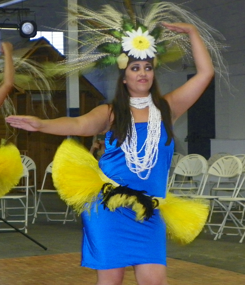 ladies from the Ohana Aloha Polynesian Dancers performed a traditional Hawaiian Island dance
