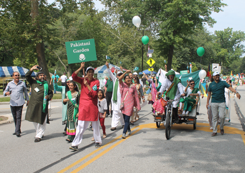 Pakistani Garden in One World Day Parade of Flags