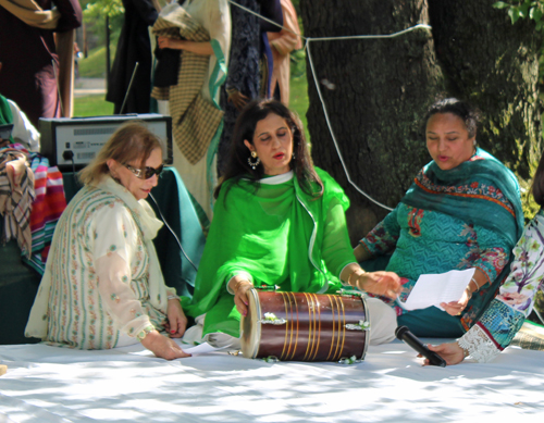 Madiha Qureshi playing the dhol