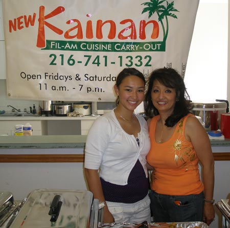 Christina Yee with mother Meena Yee