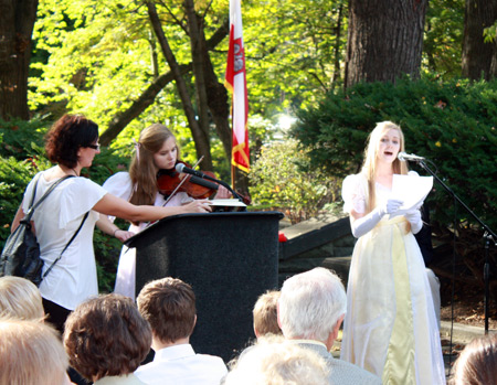 Piast Polish singer and violin