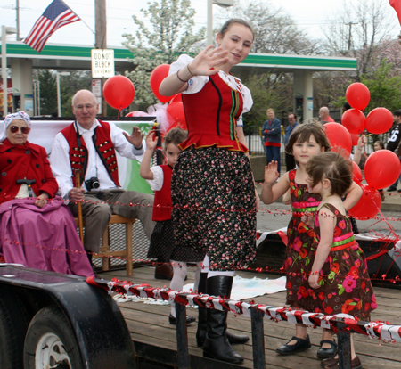 Living Traditions Folk Ensemble