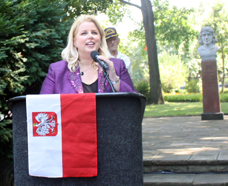 Rita Cosby at Paderewski bust rededication in Cleveland Polish Cultural Garden