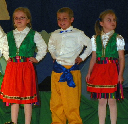 Zasiali Gorale - Biesiadne song and dance by Henryk Sienkiewicz Polish School of PRCUA