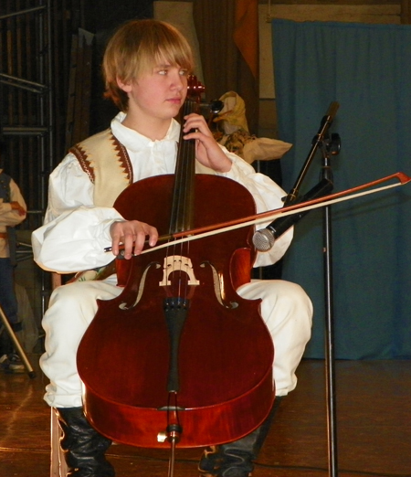Cello player from the Paderewski Polish Language School