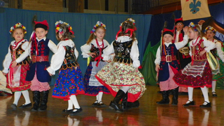 ?mingus Dyngus dance performed by the Gorale Polish Folk Dancers