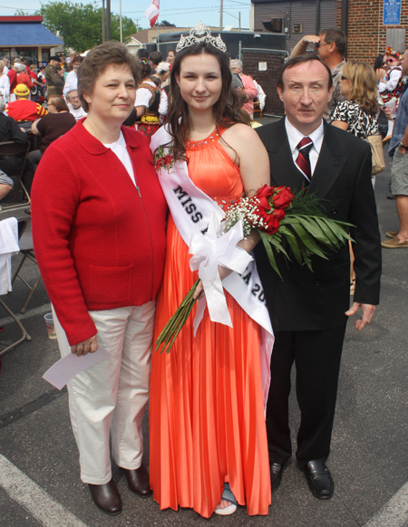 Miss Polonia Bernadette Wielgus and parents