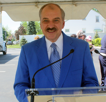 Meteorologist Bruce Kalinowski was Master of Ceremonies