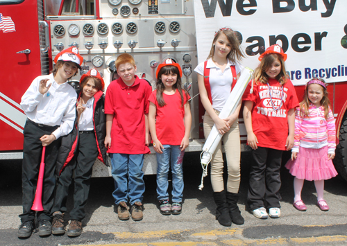 Kids and firetruck at Polish Parade